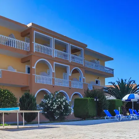 Derekas & Отель *