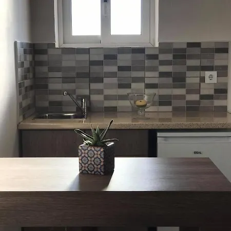Hotel Derekas &