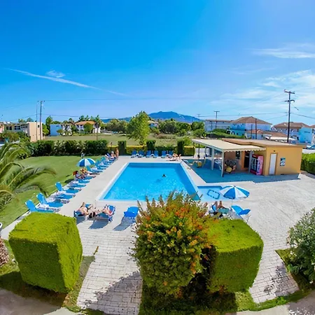 Hotel Derekas &