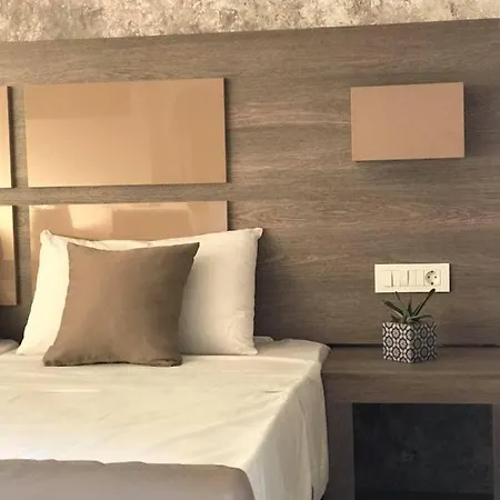 Derekas & * Λαγανάς